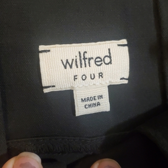 Wilfred Size 4, Paperbag Large Asymmetrical Pleats Skirt - Picture 7 of 9